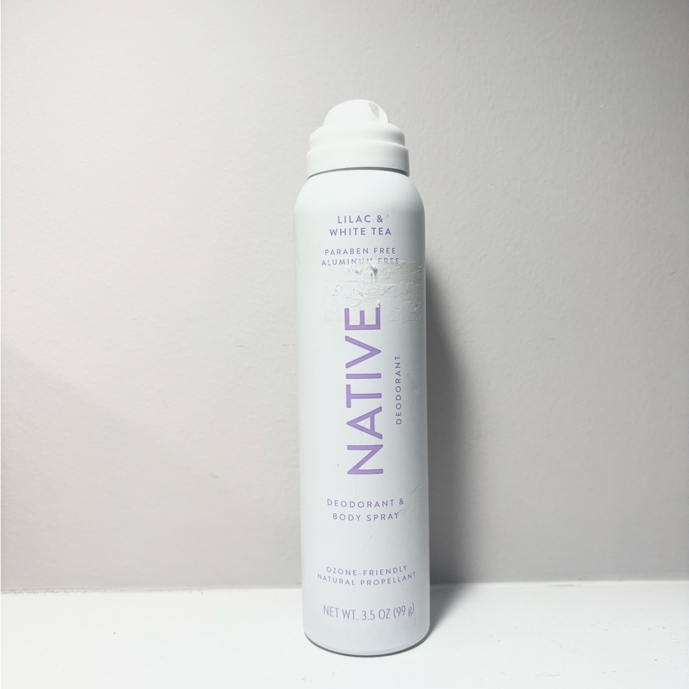 Native Lilac & White Tea Deodorant Spray Discontinued 3.5 Fl Oz New No Cap